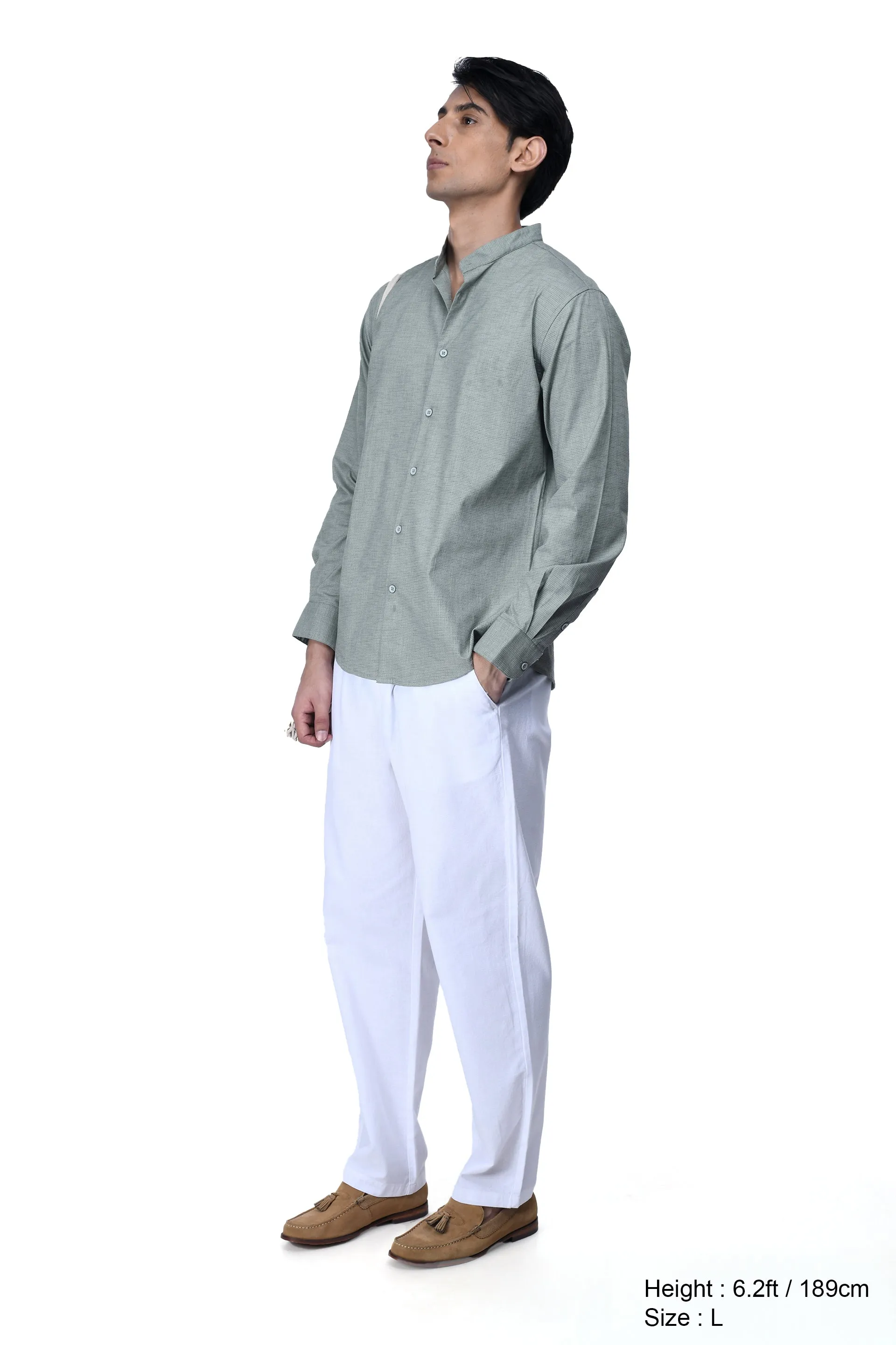 EASY IRON TEXTURED MANDARIN SHIRT IN GREEN