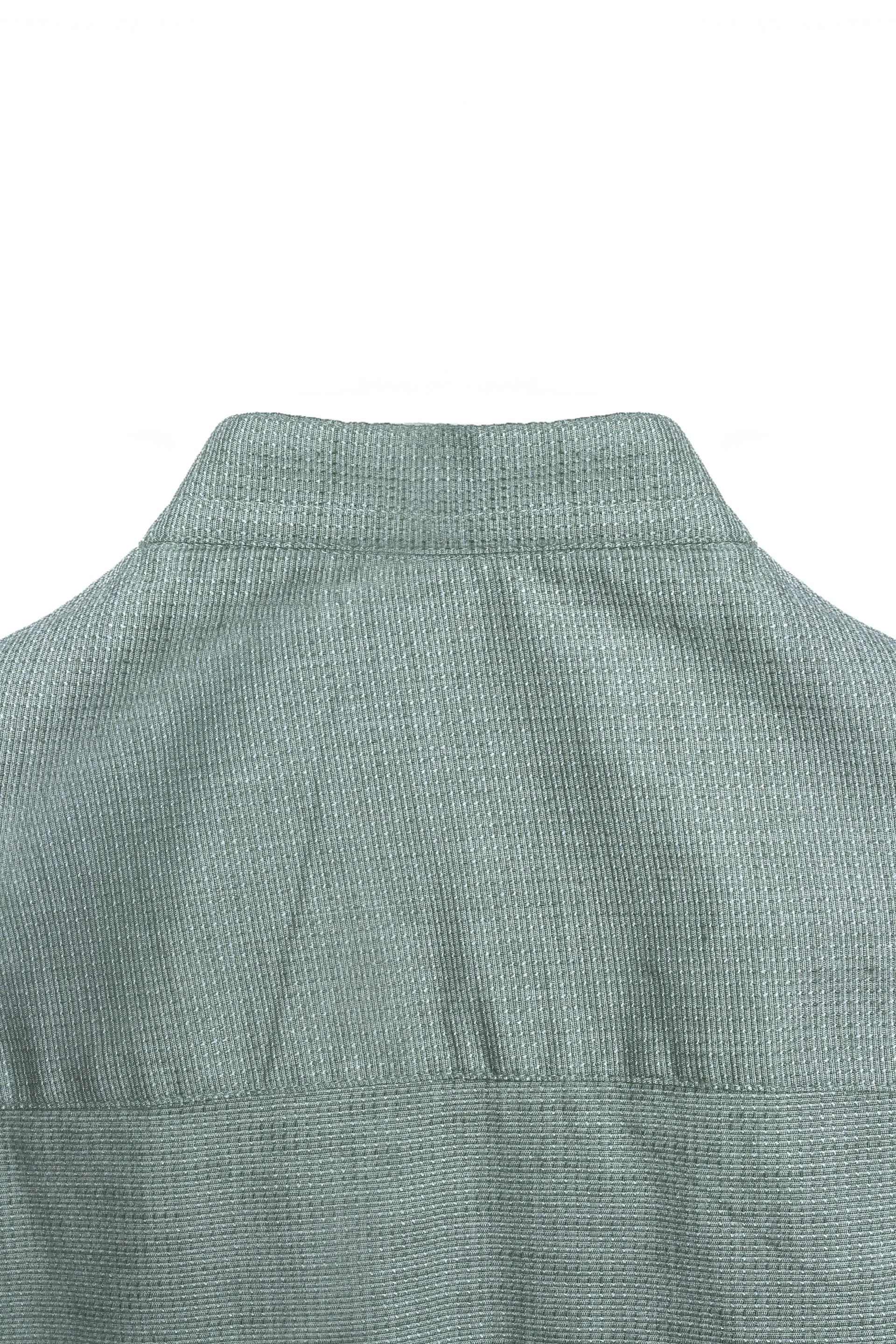 EASY IRON TEXTURED MANDARIN SHIRT IN GREEN