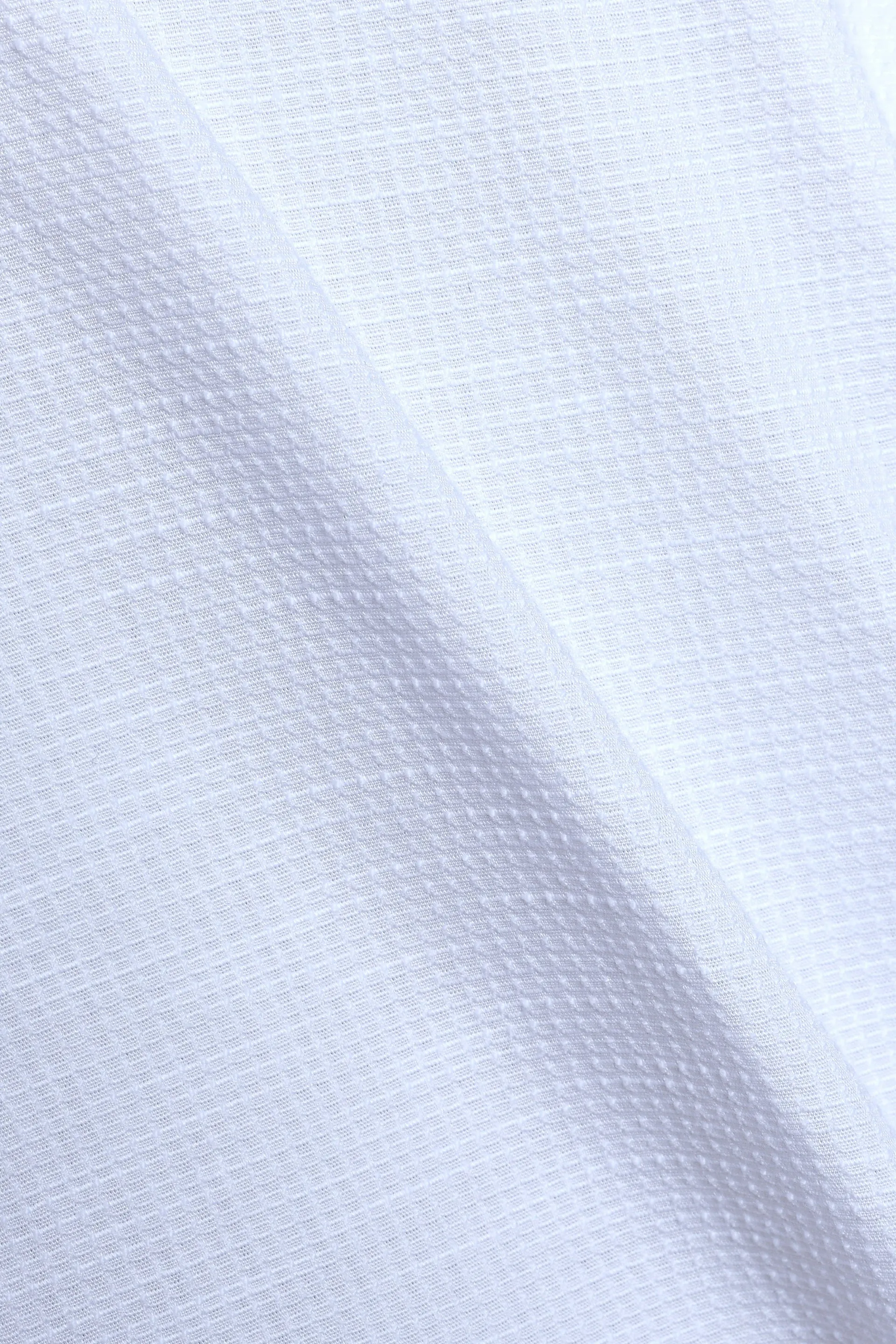 EASY IRON TEXTURED MANDARIN SHIRT IN WHITE