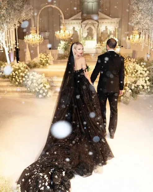Luolandi A-Line Black Gothic Wedding Dresses with Sequin Lace Appliques Off Shoulder