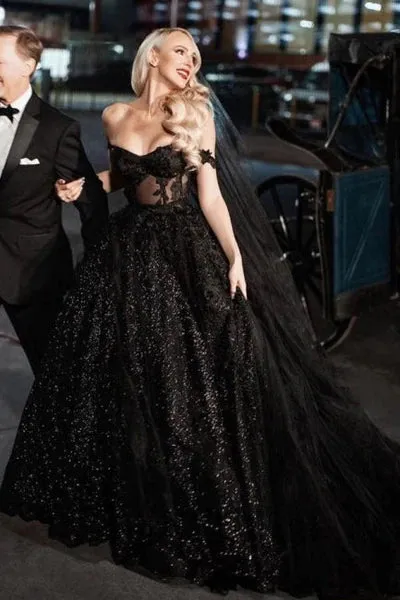 Luolandi A-Line Black Gothic Wedding Dresses with Sequin Lace Appliques Off Shoulder